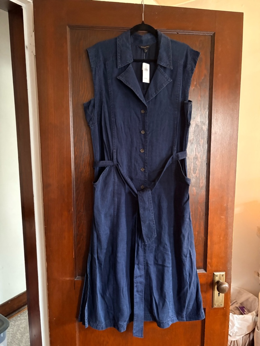 NWT Banana Republic Navy Sleeveless Button-Front Midi Dress with Tie